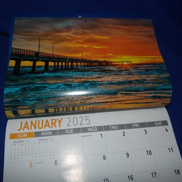 Olde Town Country Store "Scenes of Texas" Color Calendar w/Appt Stickers - 2025 - Picture 2 of 4